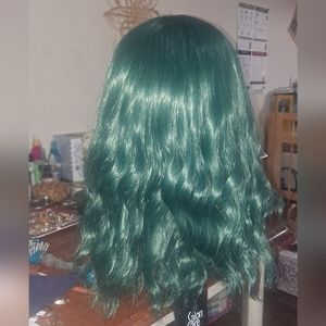 shiny teal wig